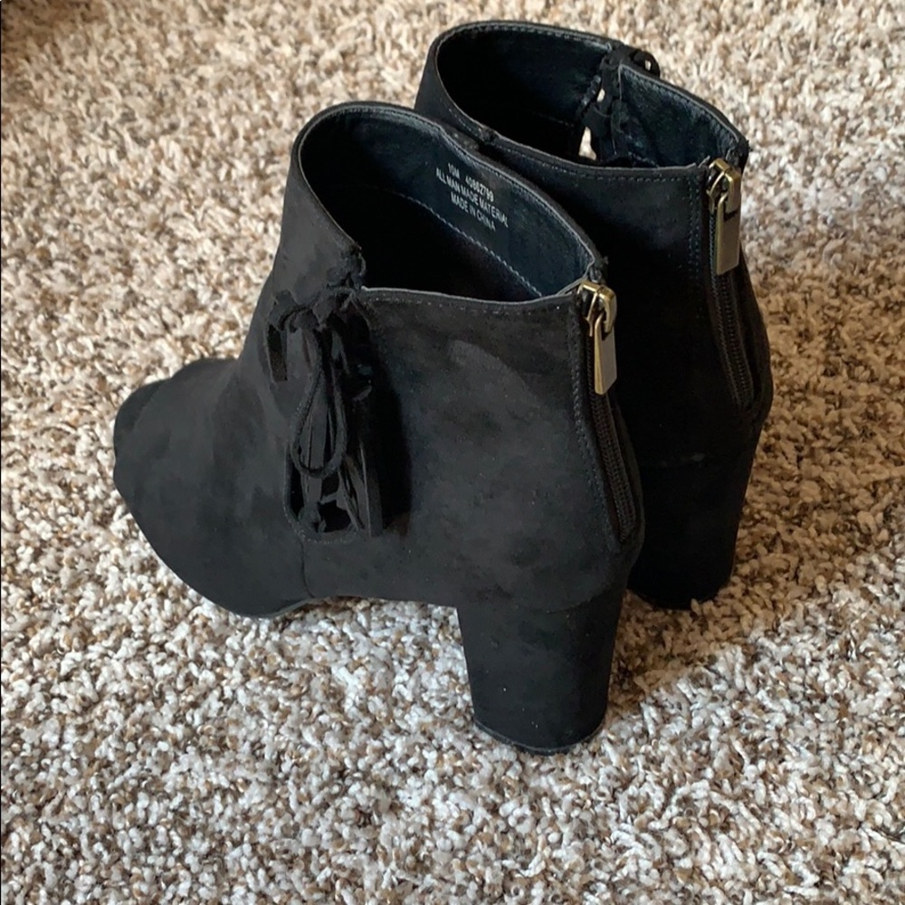 🦋 Peep toe heel booties - Picture 4 of 8